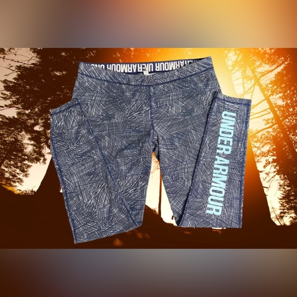 Under Armour Charged Leggings Blue SpellOut Women's (L ) Running Yoga Athleisure - Picture 1 of 14